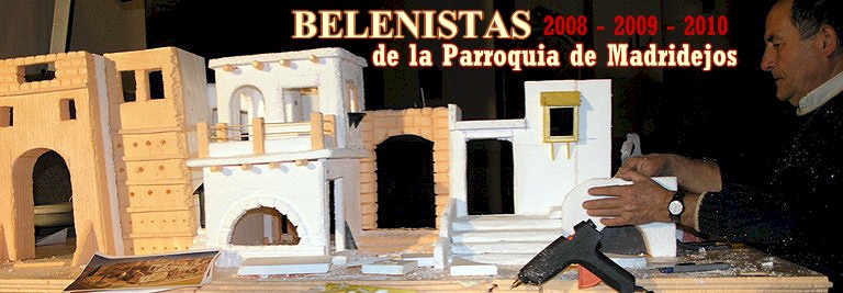 BELENISTAS DE LA PARROQUIA DE MADRIDEJOS, realizando el Beln